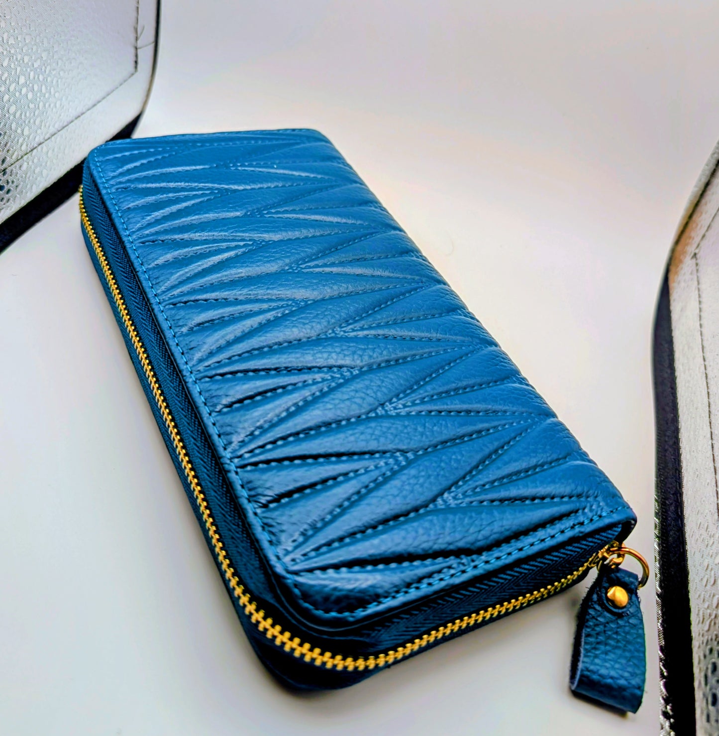 Women's Organizer Wallet.